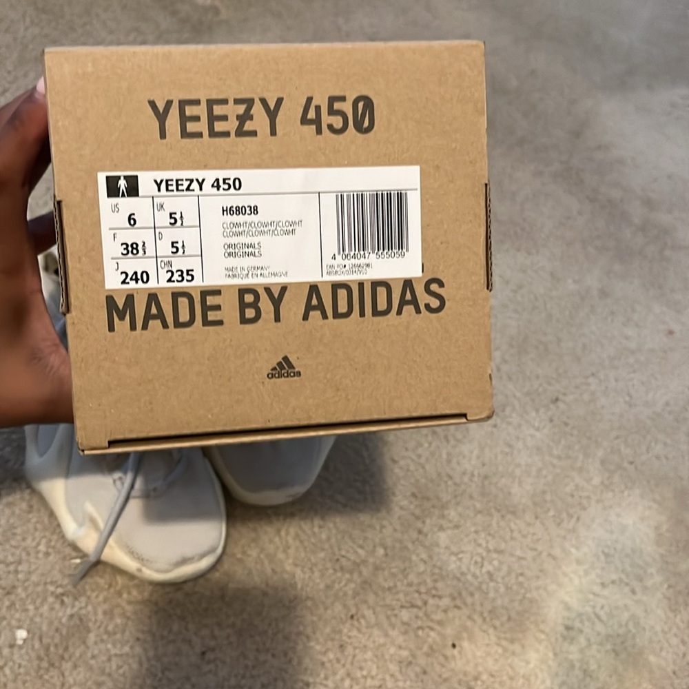Yeezy 450 - Picture 4 of 4